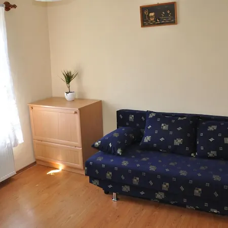 Appartamento Nyugvopont Vendeghaz *