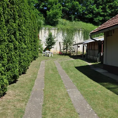 Appartamento Nyugvopont Vendeghaz